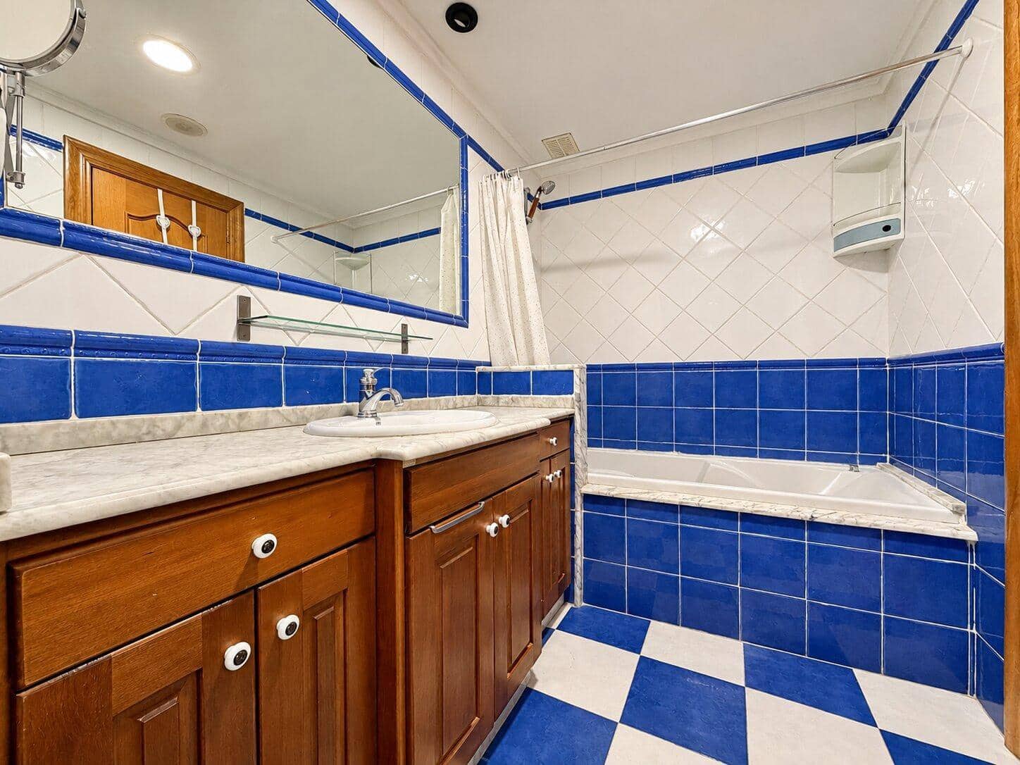 4 Zimmer Reihenhaus zu verkaufen in Massamagrell mit Garage - 329.900 € (Ref: 10180729)
