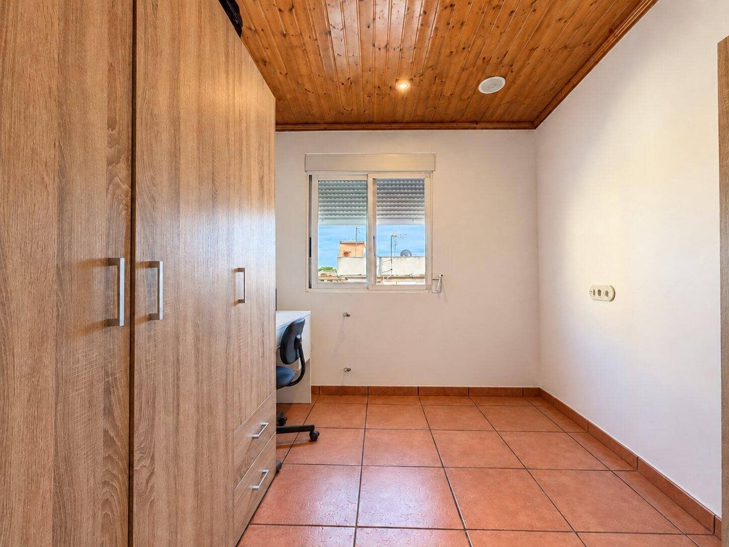 4 Zimmer Reihenhaus zu verkaufen in Massamagrell mit Garage - 329.900 € (Ref: 10180729)
