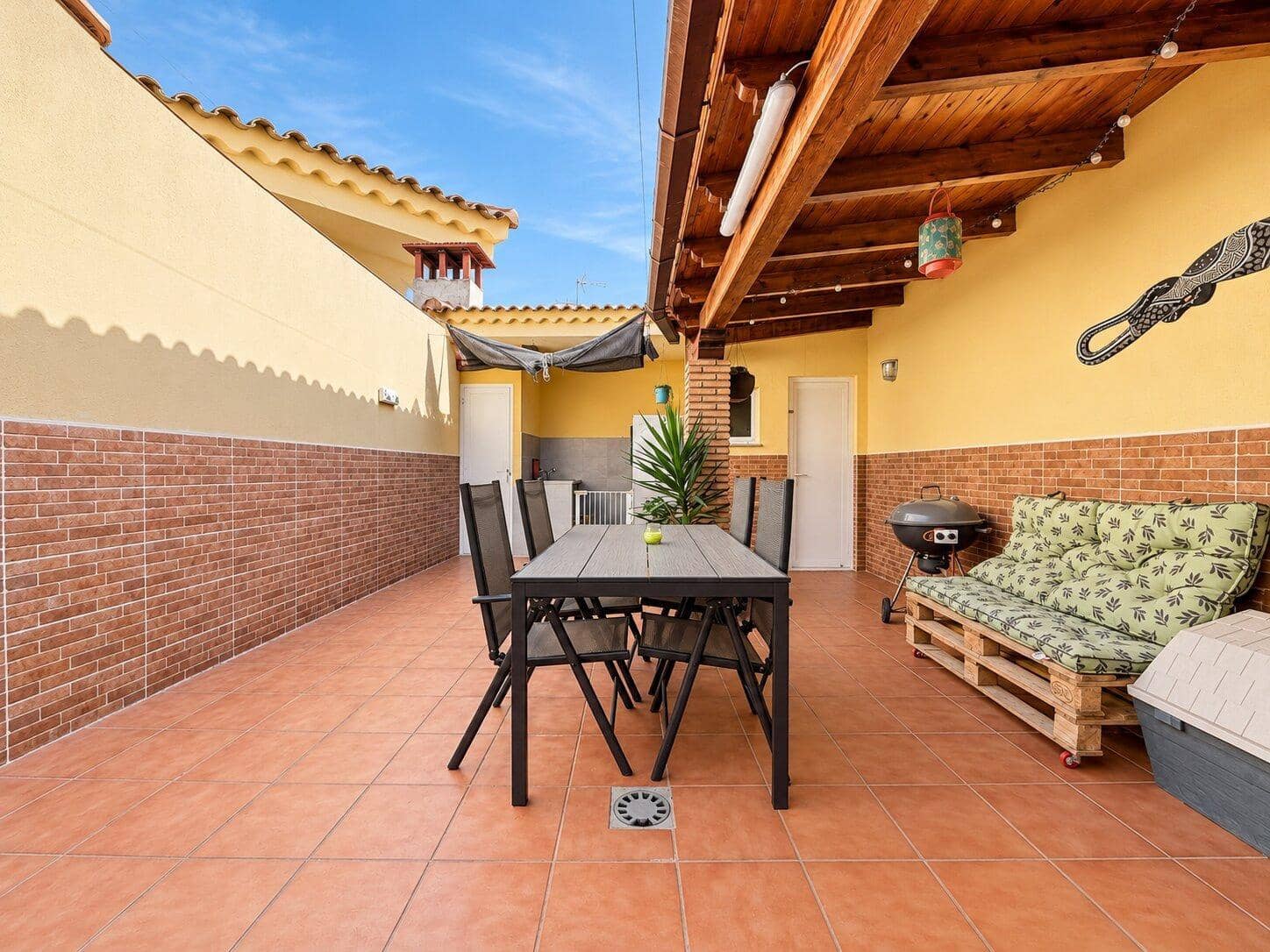 4 Zimmer Reihenhaus zu verkaufen in Massamagrell mit Garage - 329.900 € (Ref: 10180729)