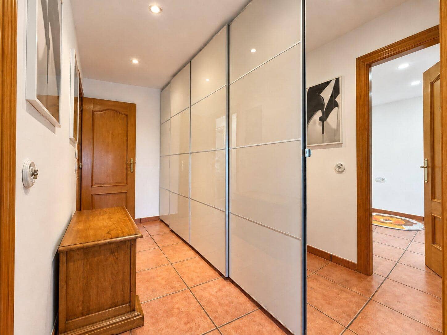 4 Zimmer Reihenhaus zu verkaufen in Massamagrell mit Garage - 329.900 € (Ref: 10180729)