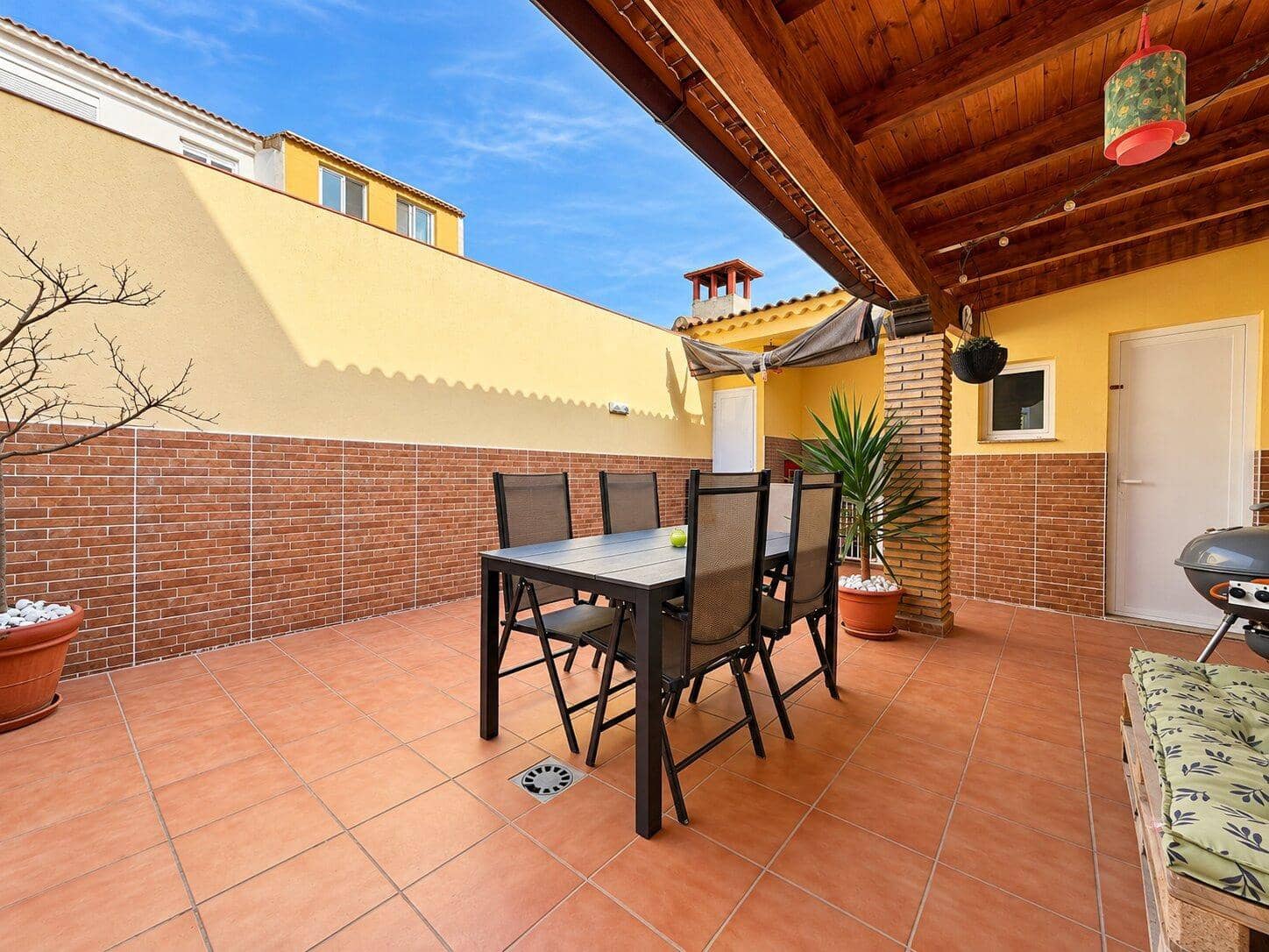 4 Zimmer Reihenhaus zu verkaufen in Massamagrell mit Garage - 329.900 € (Ref: 10180729)