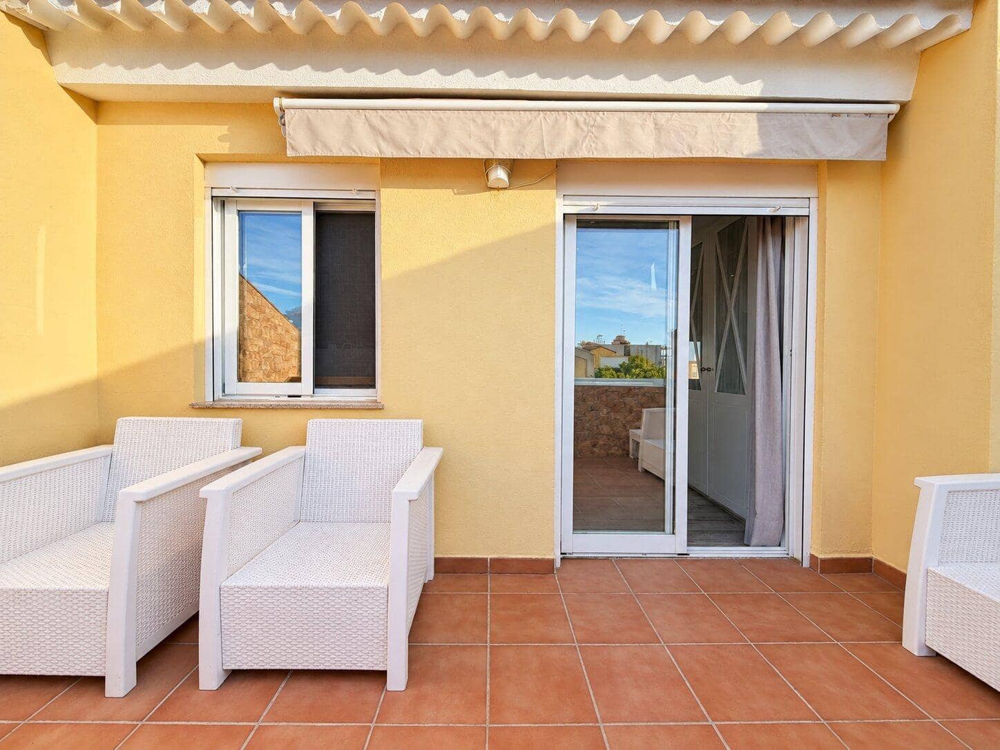 4 Zimmer Reihenhaus zu verkaufen in Massamagrell mit Garage - 329.900 € (Ref: 10180729)