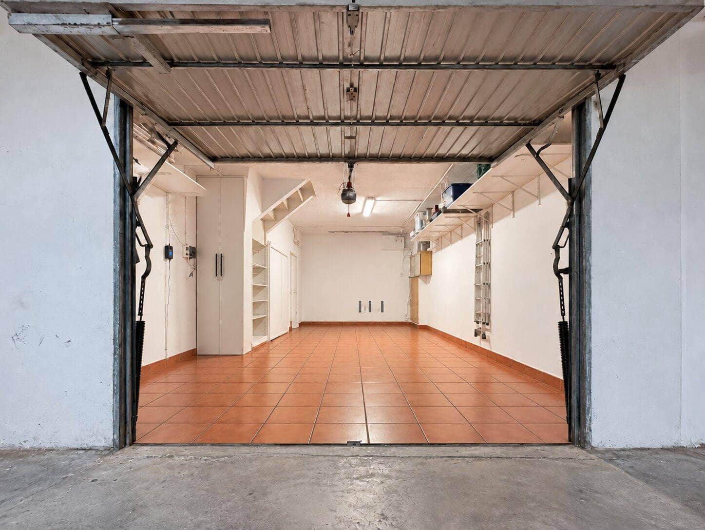 4 Zimmer Reihenhaus zu verkaufen in Massamagrell mit Garage - 329.900 € (Ref: 10180729)