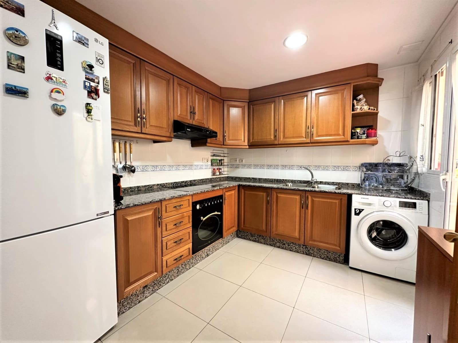 4 soveværelse Rækkehus til salg i La Pobla de Farnals med garage - € 379.000 (Ref: 8403998)