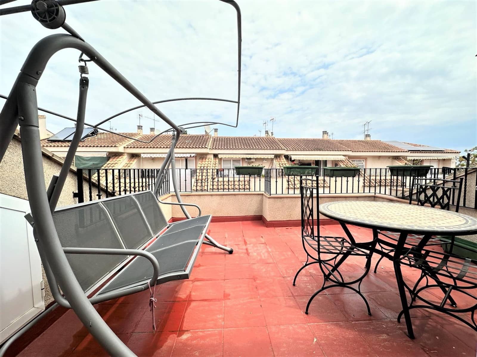 4 soveværelse Rækkehus til salg i La Pobla de Farnals med garage - € 379.000 (Ref: 8403998)