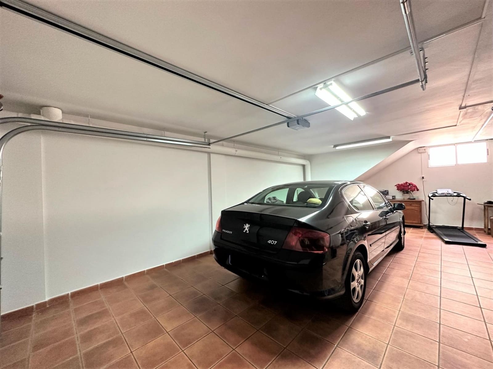 4 soveværelse Rækkehus til salg i La Pobla de Farnals med garage - € 379.000 (Ref: 8403998)