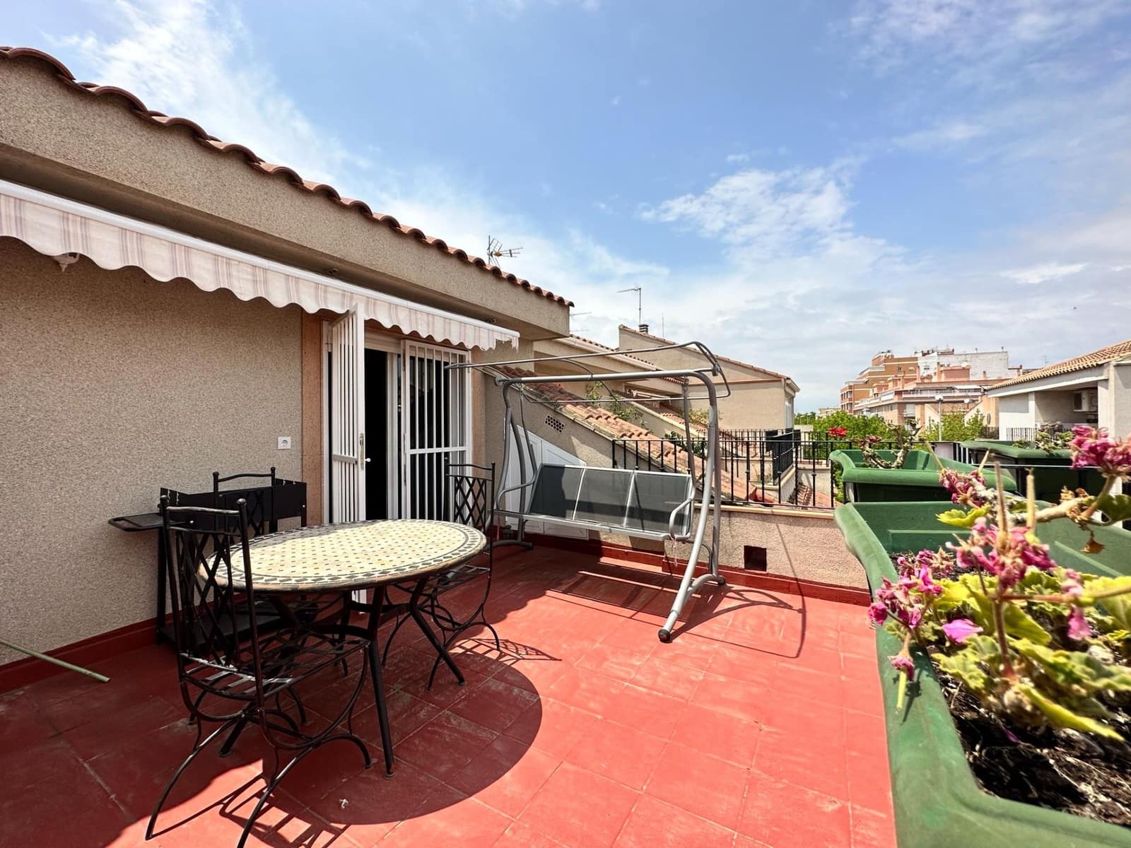 4 soveværelse Rækkehus til salg i La Pobla de Farnals med garage - € 379.000 (Ref: 8403998)