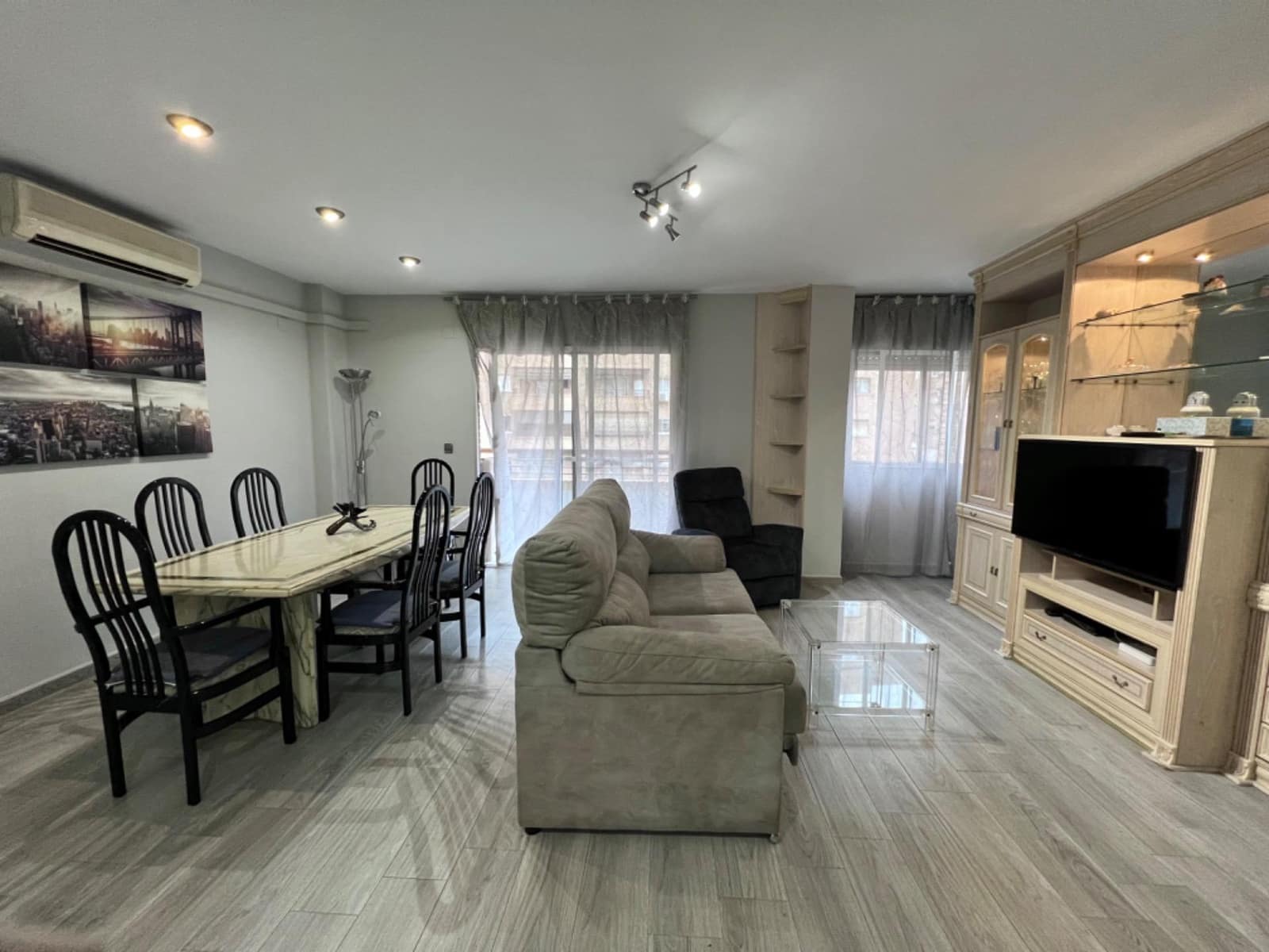3 camera da letto Appartamento da affittare in Valencia citta con garage - 1.350 € (Rif: 8678153)