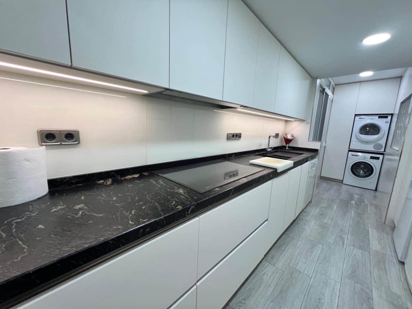 3 camera da letto Appartamento da affittare in Valencia citta con garage - 1.350 € (Rif: 8678153)