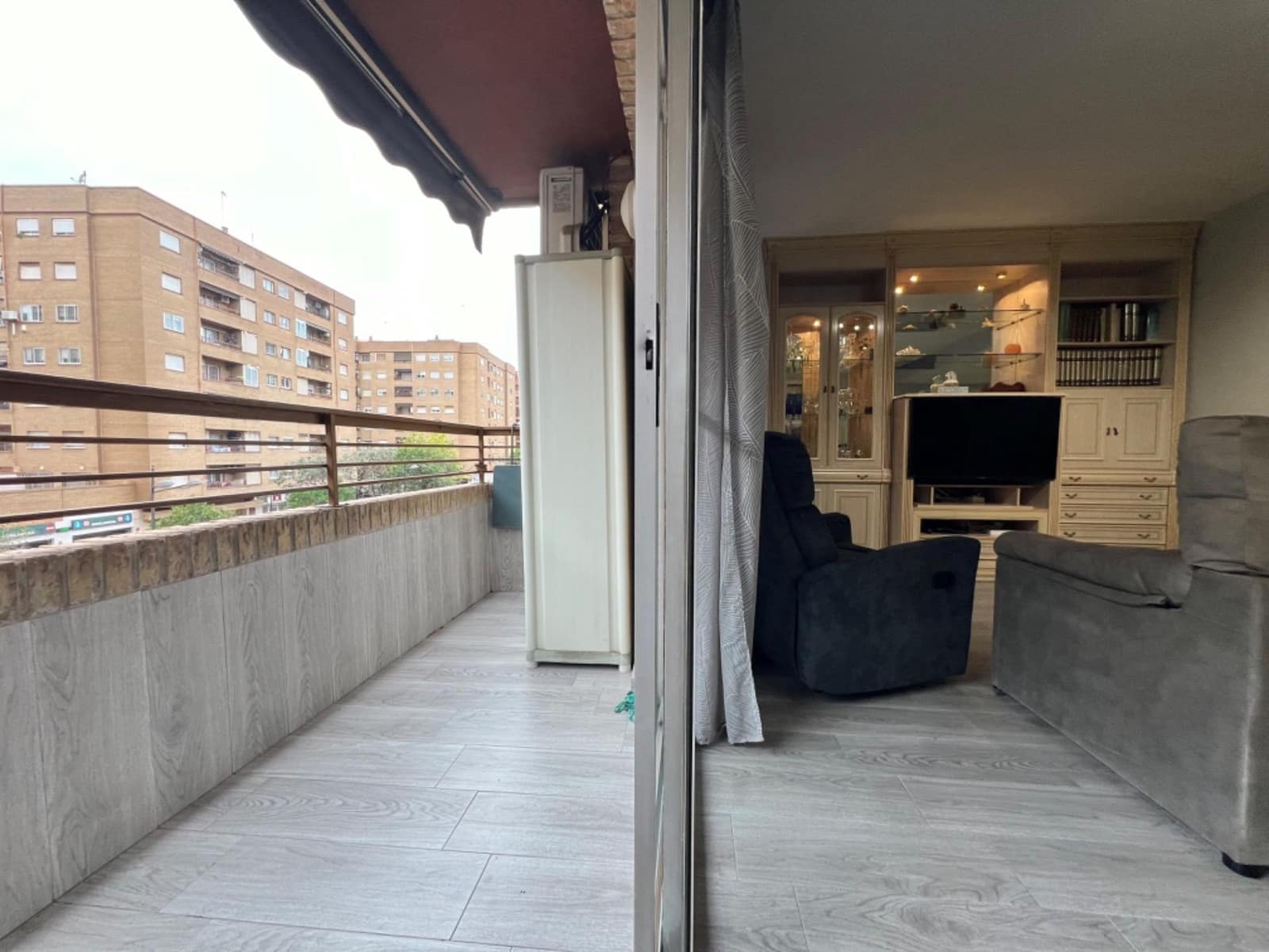 3 camera da letto Appartamento da affittare in Valencia citta con garage - 1.350 € (Rif: 8678153)