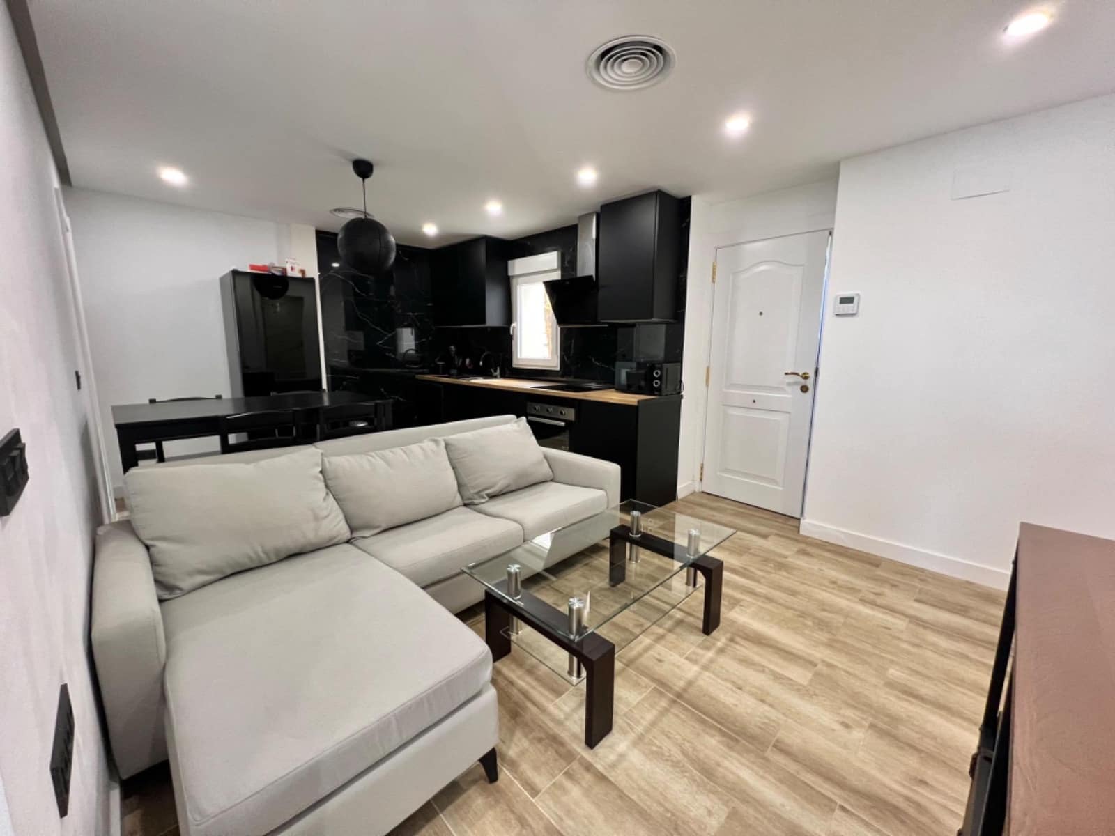 3 soveværelse Lejlighed til salg i Valencia by - € 299.500 (Ref: 8682346)