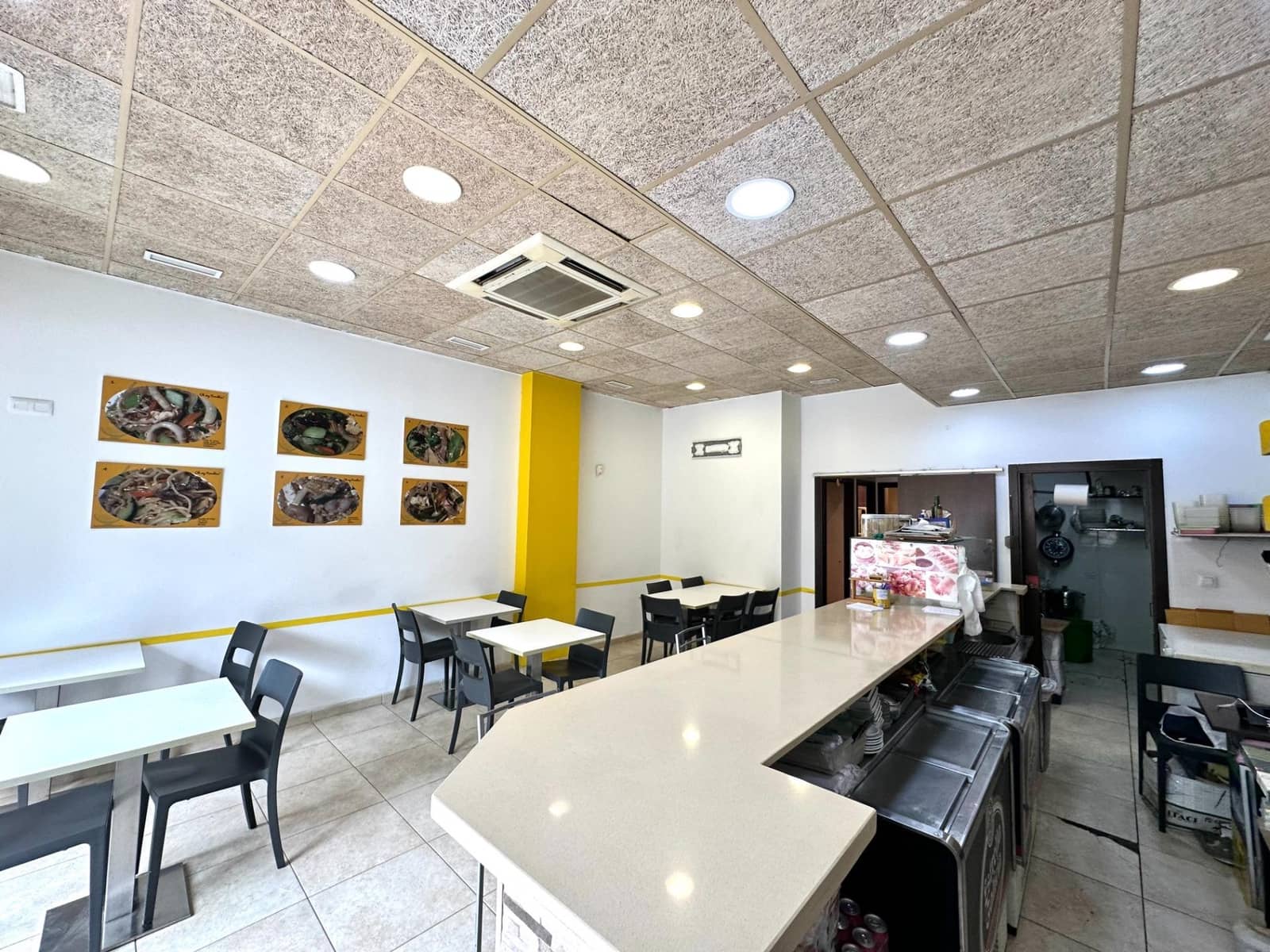 Erhverv til salg i Mislata - € 90.000 (Ref: 8854779)