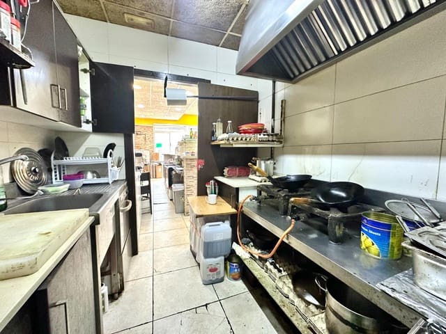 Local Commercial à vendre à Mislata - 90 000 € (Ref: 8854779)