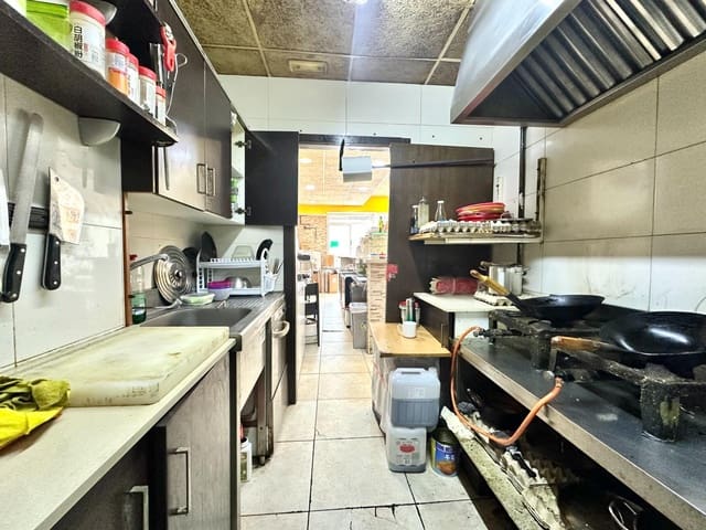 Local Commercial à vendre à Mislata - 90 000 € (Ref: 8854779)