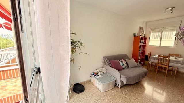 3 makuuhuone Asunto myytävänä paikassa Museros mukana 
autotalli - 215 000 € (Ref: 9001131)