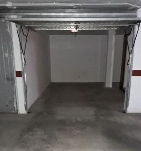 Autotalli vuokrattavana paikassa Museros - 140 € (Ref: 9110432)