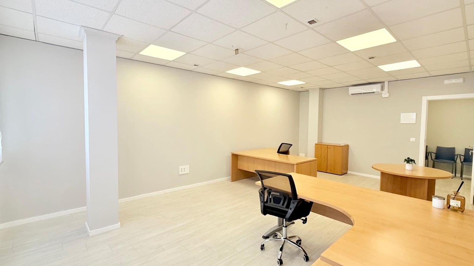 Virksomhed til leje i Pucol - € 1.600 (Ref: 9159555)