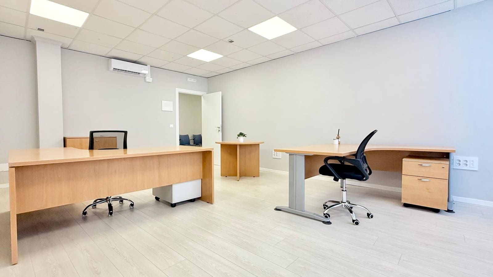 Virksomhed til leje i Pucol - € 1.600 (Ref: 9159555)