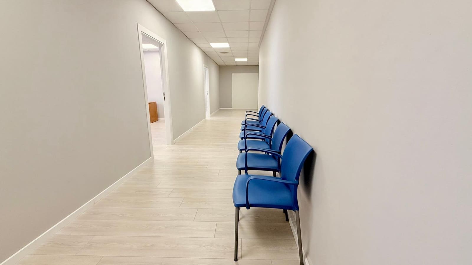 Virksomhed til leje i Pucol - € 1.600 (Ref: 9159555)