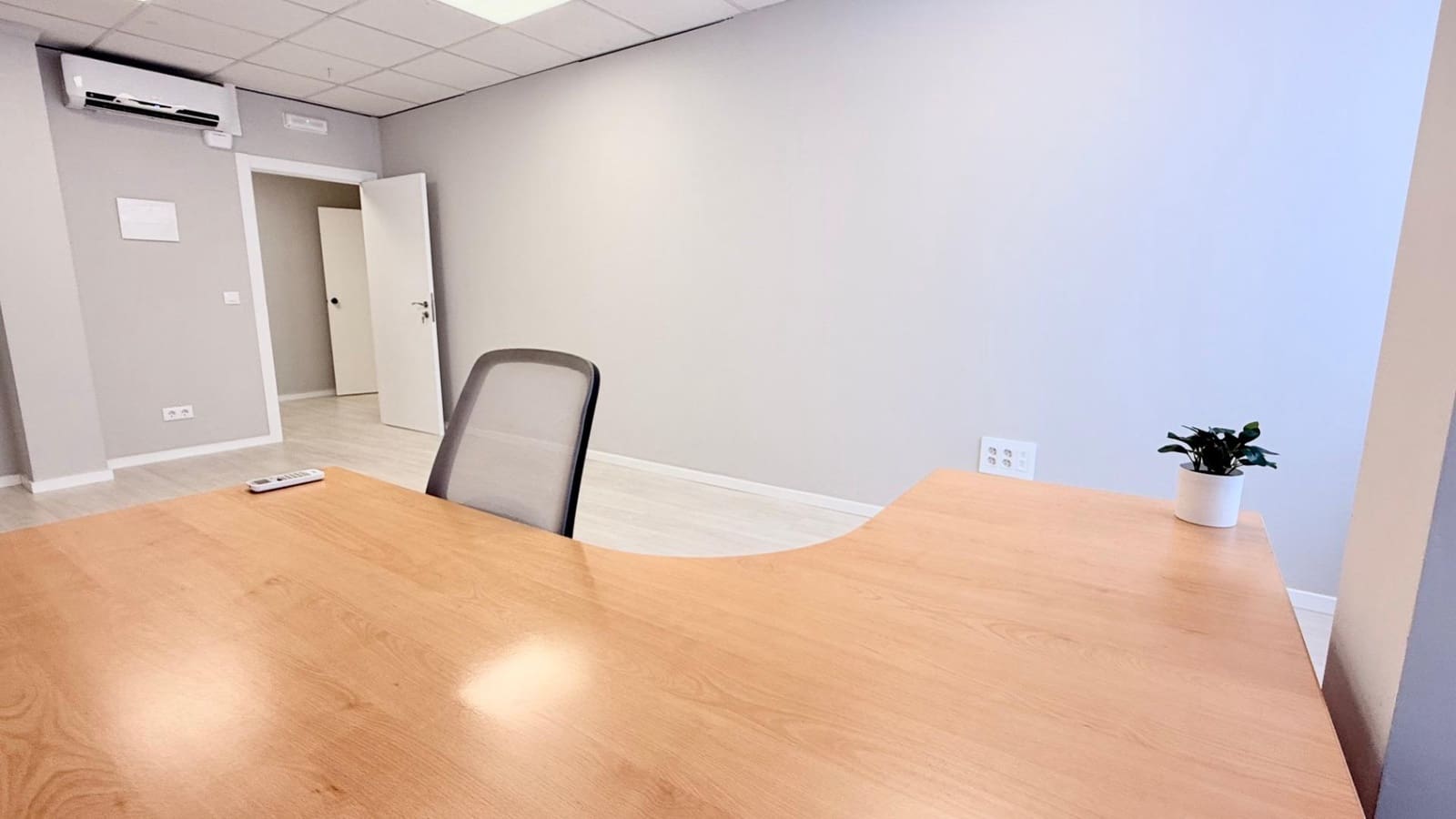 Kontor til leie i Pucol - € 400 (Ref: 9161117)