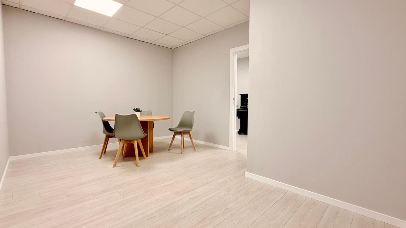 Kontor til leie i Pucol - € 400 (Ref: 9161117)