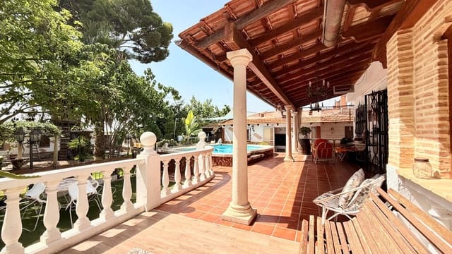 4 soveværelse Villa til salg i Museros med swimmingpool garage - € 359.000 (Ref: 9165852)