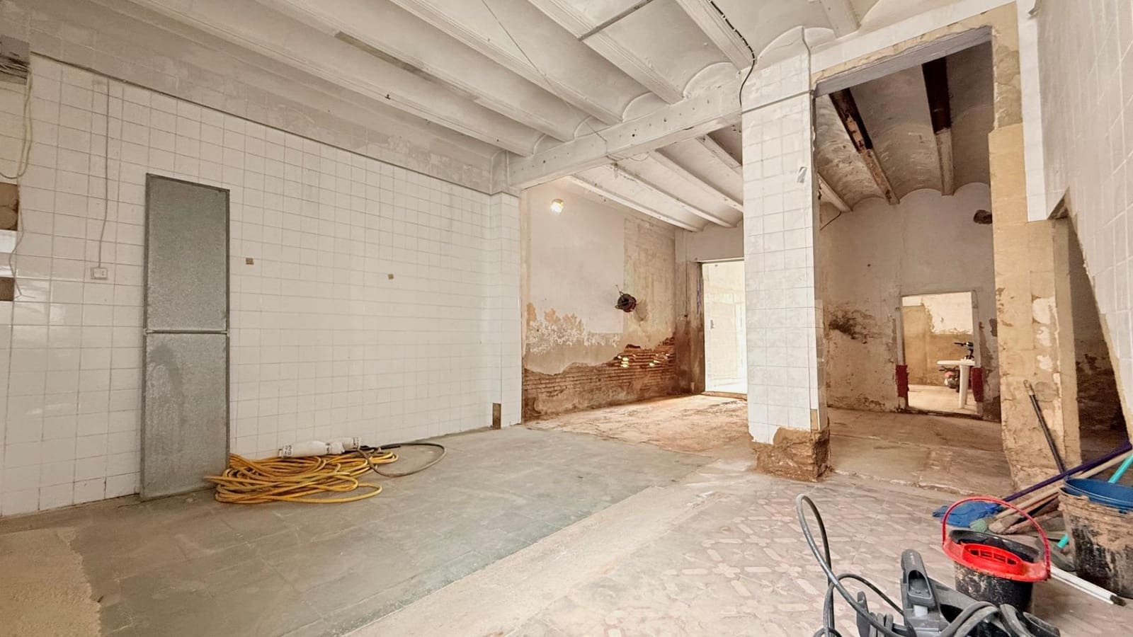 6 soverom Hus til salgs i Aldaia med garasje - € 187 000 (Ref: 9197808)