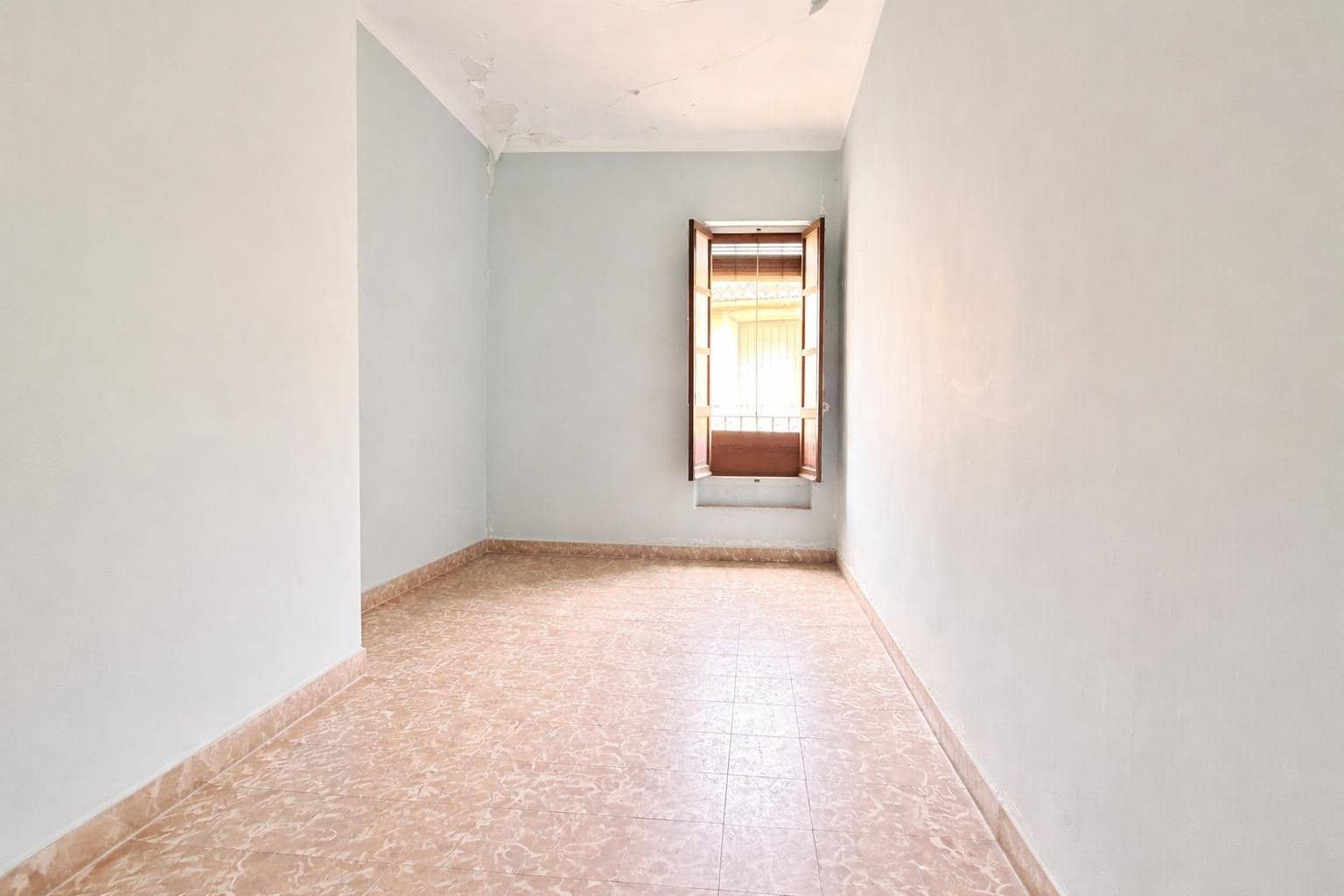 6 makuuhuone Omakotitalo myytävänä paikassa Aldaia mukana 
autotalli - 187 000 € (Ref: 9197808)