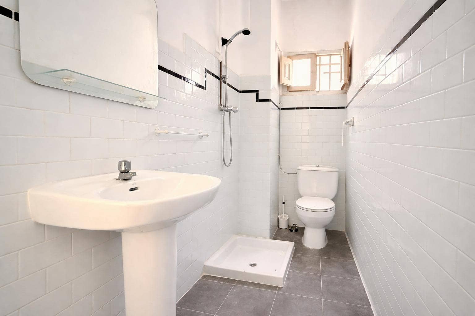 6 makuuhuone Omakotitalo myytävänä paikassa Aldaia mukana 
autotalli - 187 000 € (Ref: 9197808)