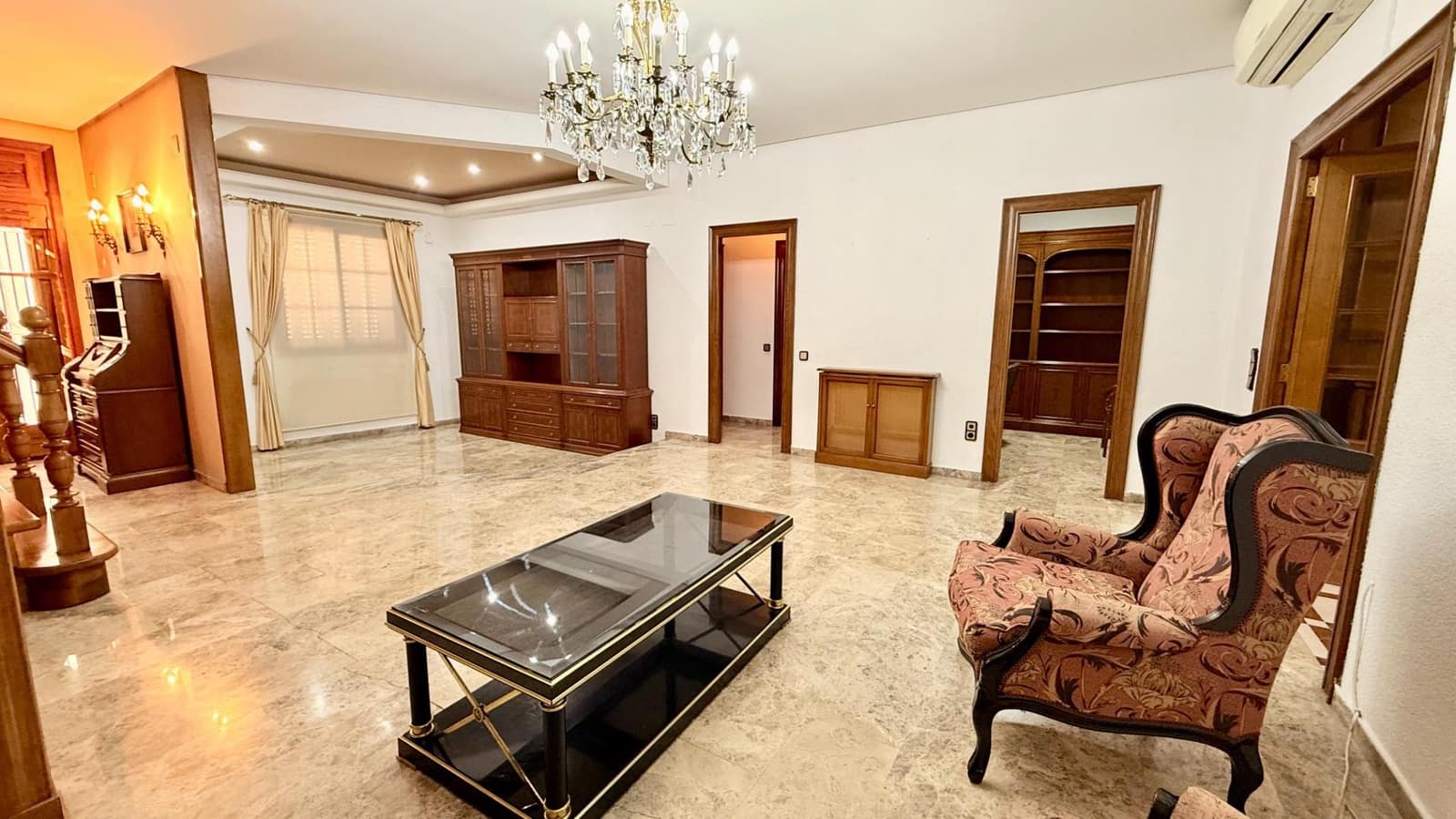 2 bedroom Flat for rent in Albalat dels Sorells with garage - € 1,000 (Ref: 9379131)