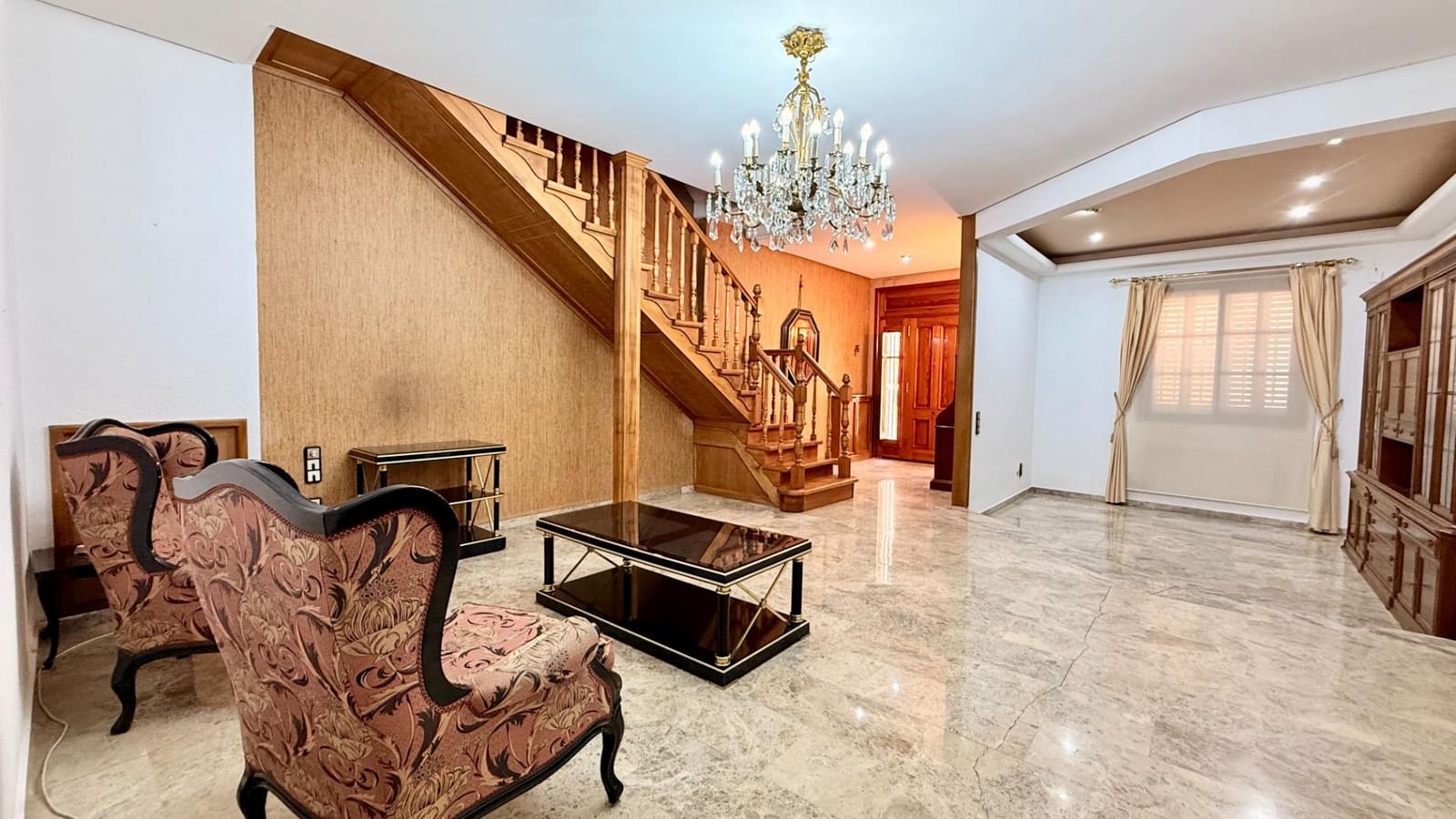 2 bedroom Flat for rent in Albalat dels Sorells with garage - € 1,000 (Ref: 9379131)