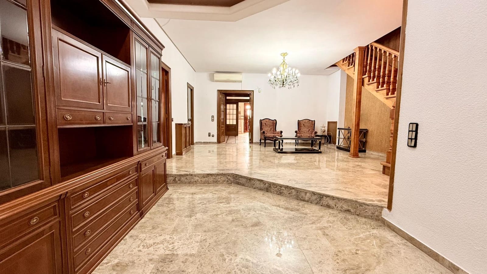 2 bedroom Flat for rent in Albalat dels Sorells with garage - € 1,000 (Ref: 9379131)