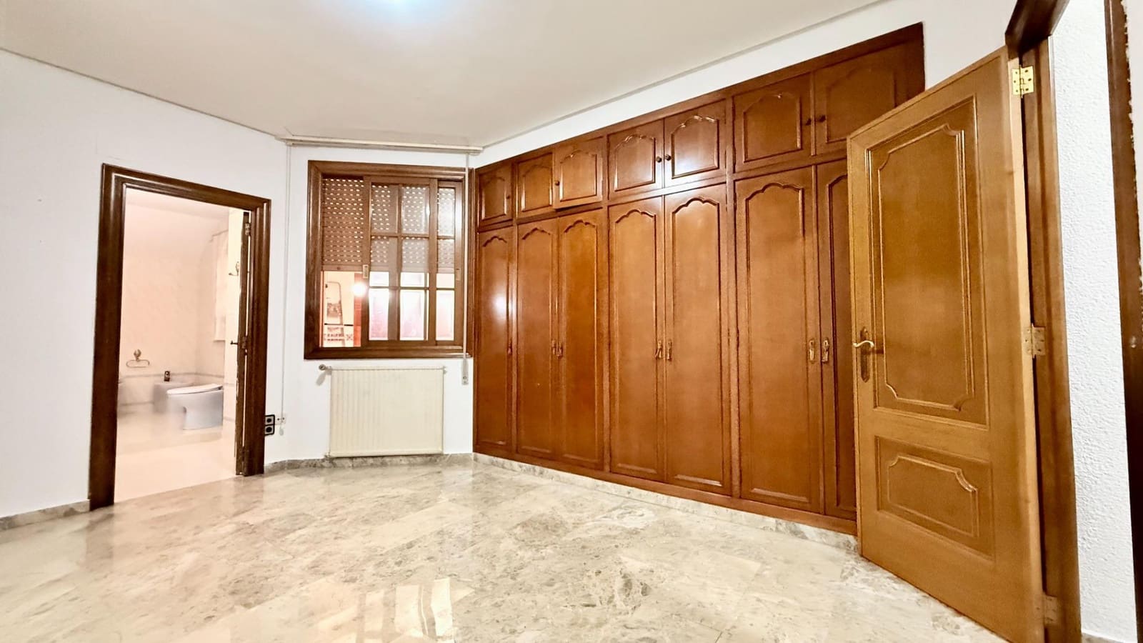 2 bedroom Flat for rent in Albalat dels Sorells with garage - € 1,000 (Ref: 9379131)