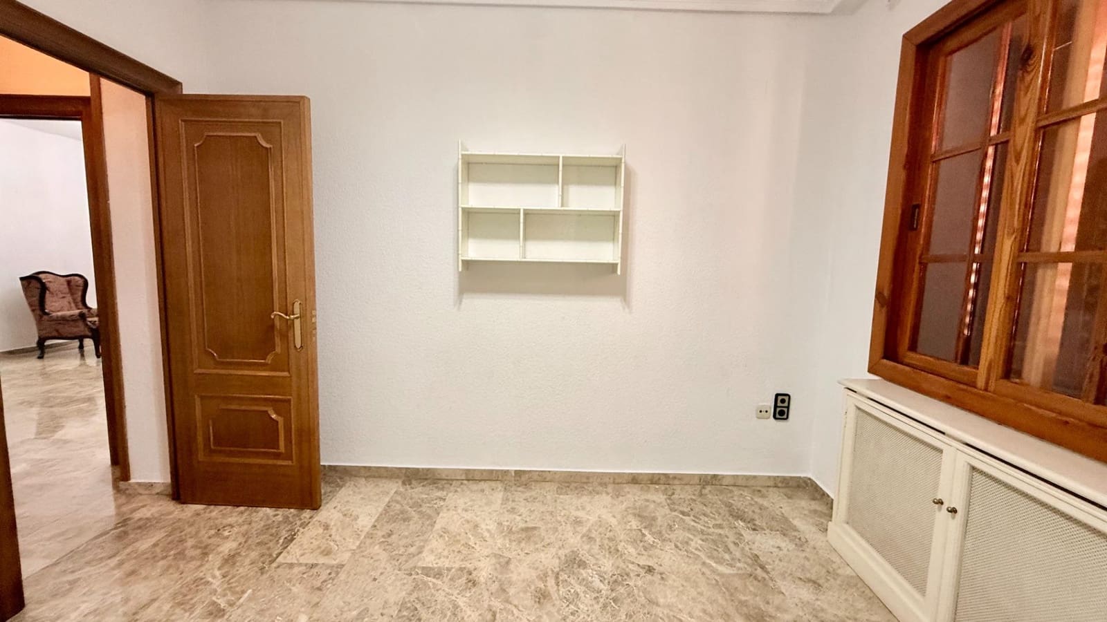 2 bedroom Flat for rent in Albalat dels Sorells with garage - € 1,000 (Ref: 9379131)