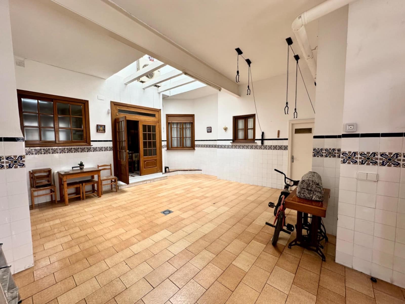 2 bedroom Flat for rent in Albalat dels Sorells with garage - € 1,000 (Ref: 9379131)