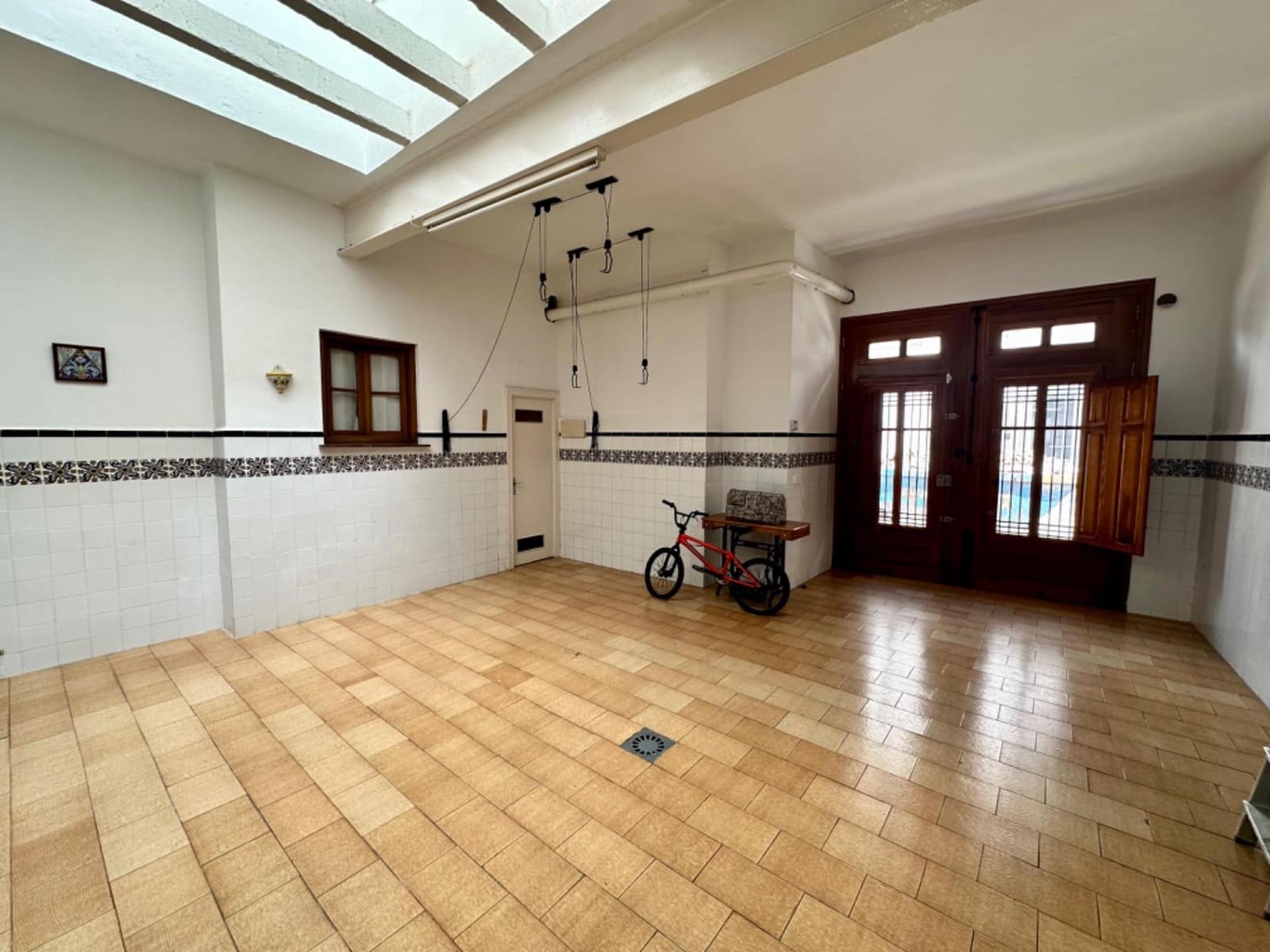 2 bedroom Flat for rent in Albalat dels Sorells with garage - € 1,000 (Ref: 9379131)