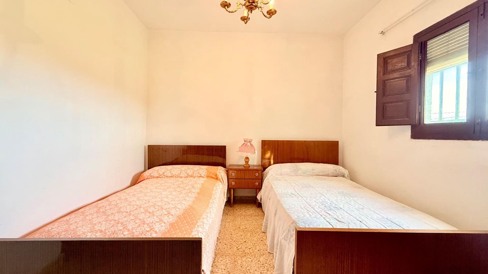 3 quarto Moradia para venda em Torrent com piscina - 179 000 € (Ref: 9385710)