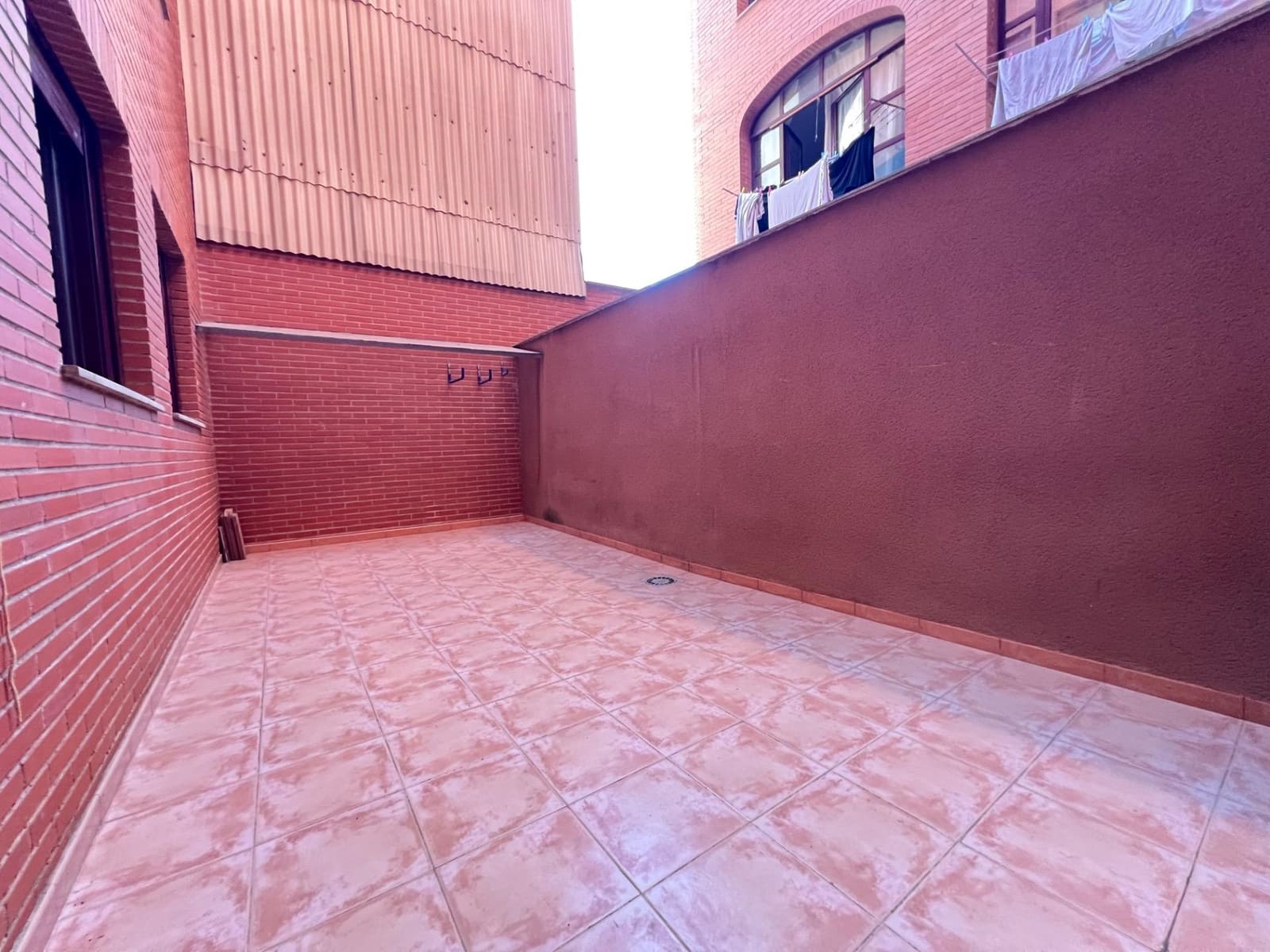 2 sovrum Lägenhet till salu i Burjassot med garage - 239 000 € (Ref: 9390983)