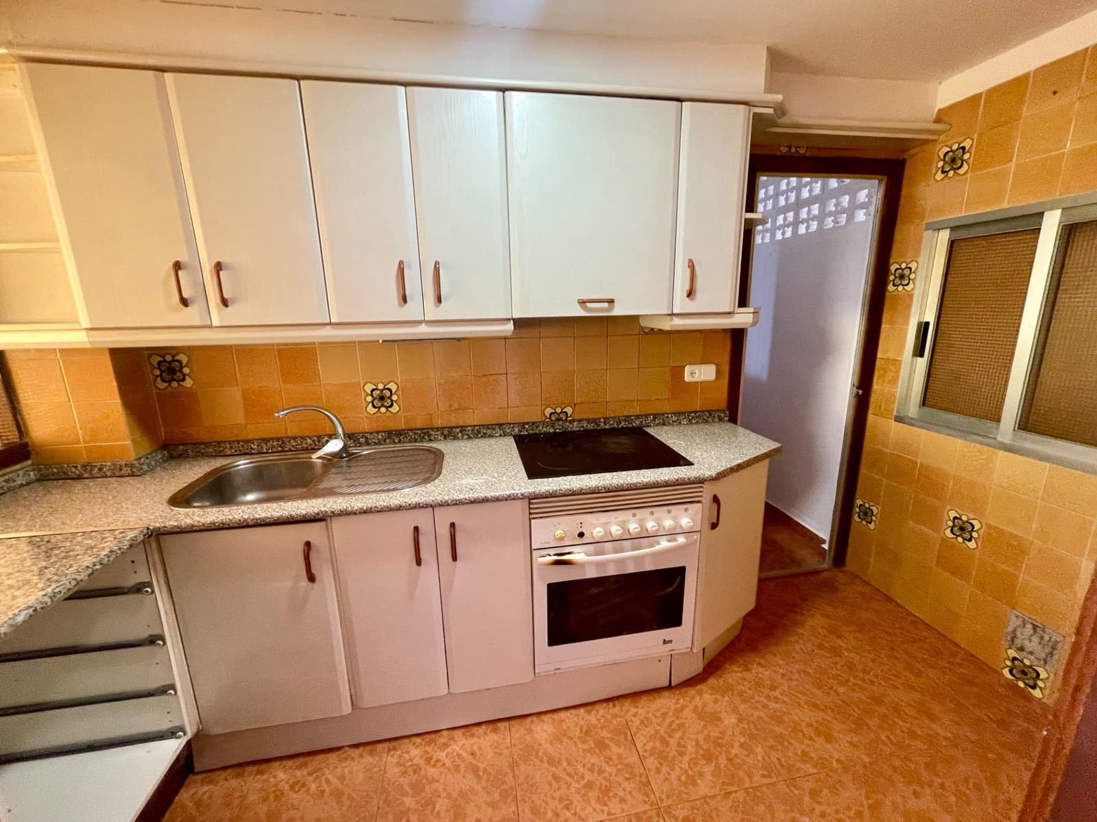 2 bedroom Apartment for sale in Puig with pool - € 275,000 (Ref: 9427317)