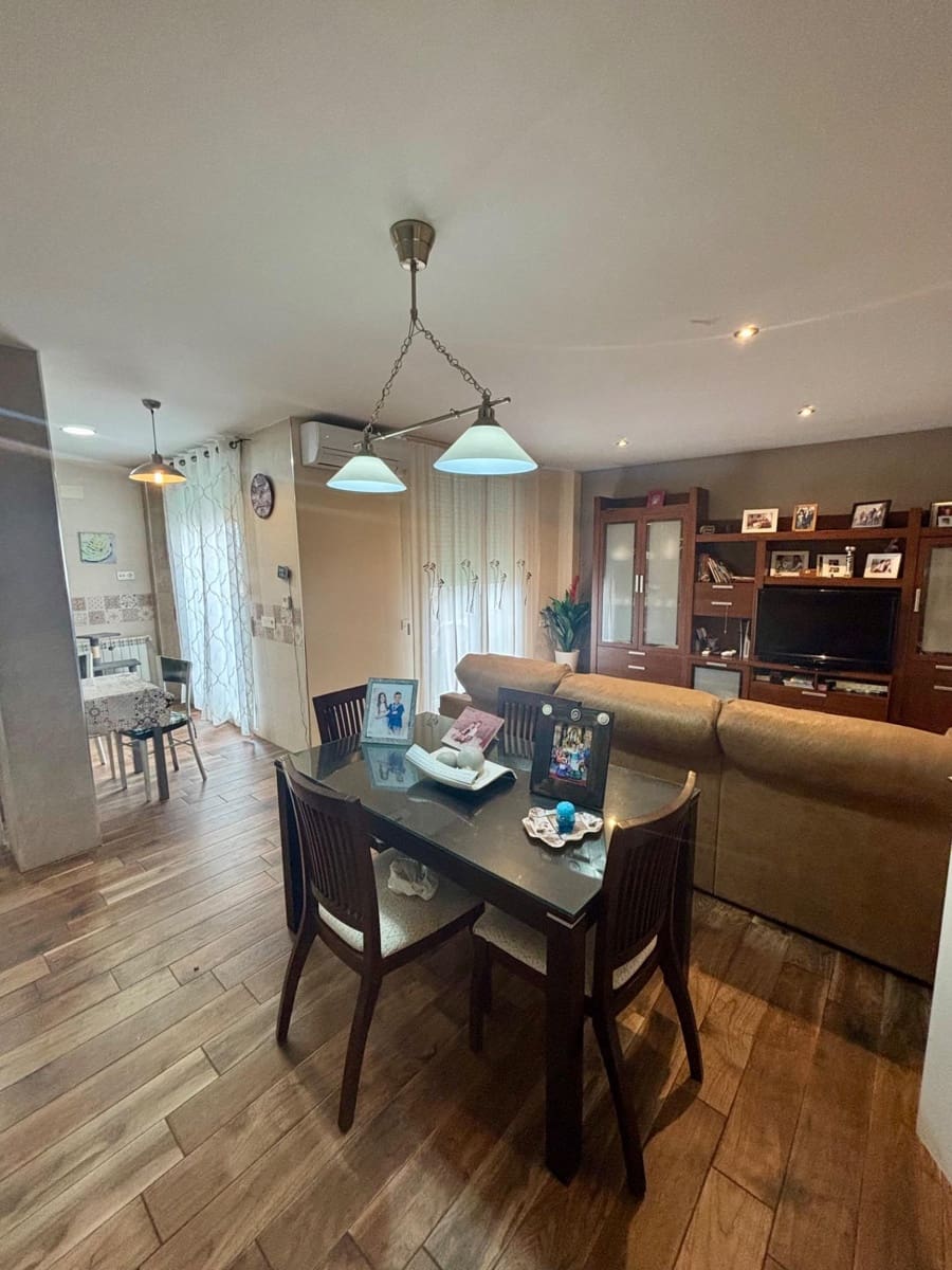 4 camera da letto Villa in vendita in Minglanilla con garage - 200.000 € (Rif: 9427318)