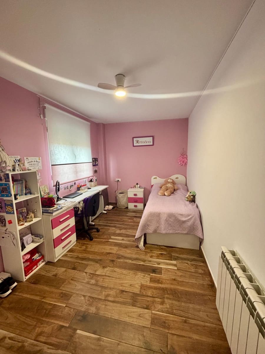 4 camera da letto Villa in vendita in Minglanilla con garage - 200.000 € (Rif: 9427318)