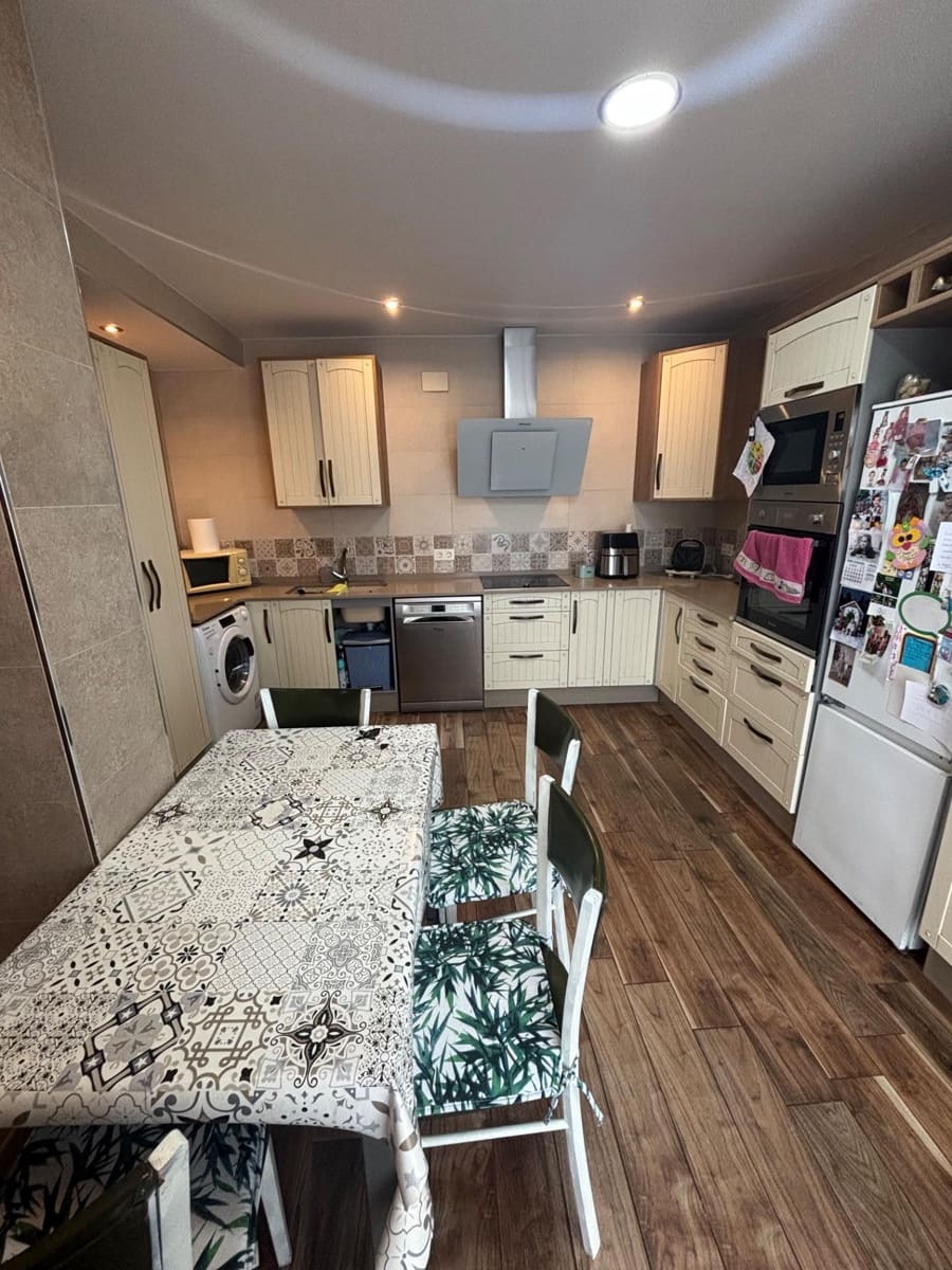 4 camera da letto Villa in vendita in Minglanilla con garage - 200.000 € (Rif: 9427318)