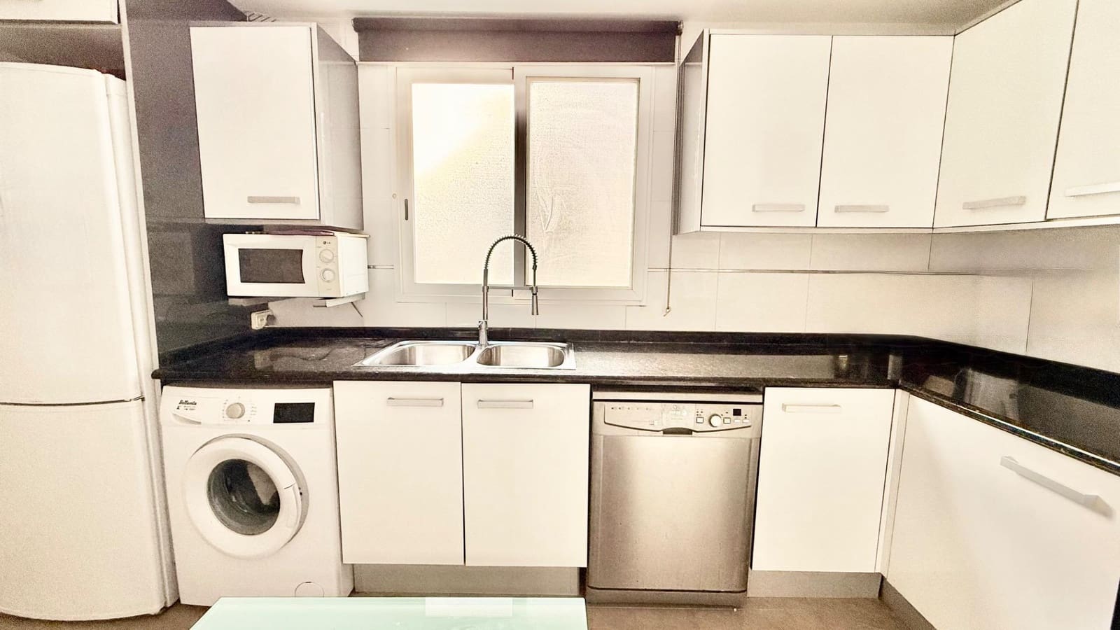 3 makuuhuone Asunto myytävänä paikassa Massalfassar mukana 
autotalli - 240 000 € (Ref: 9431141)