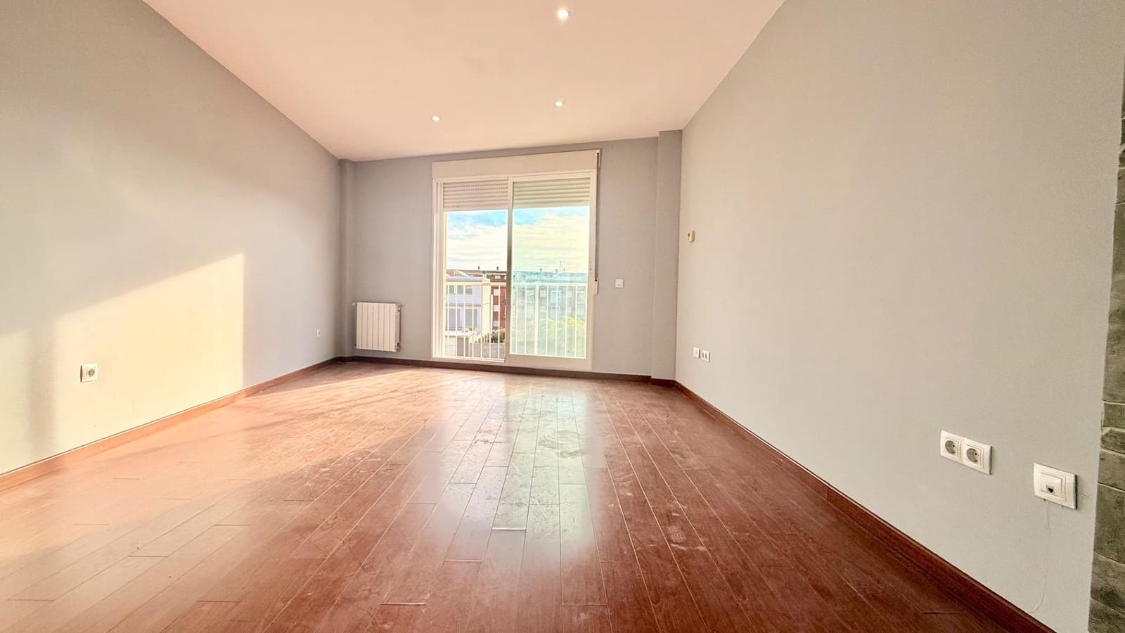 3 sovrum Lägenhet till salu i Museros - 225 000 € (Ref: 9446679)