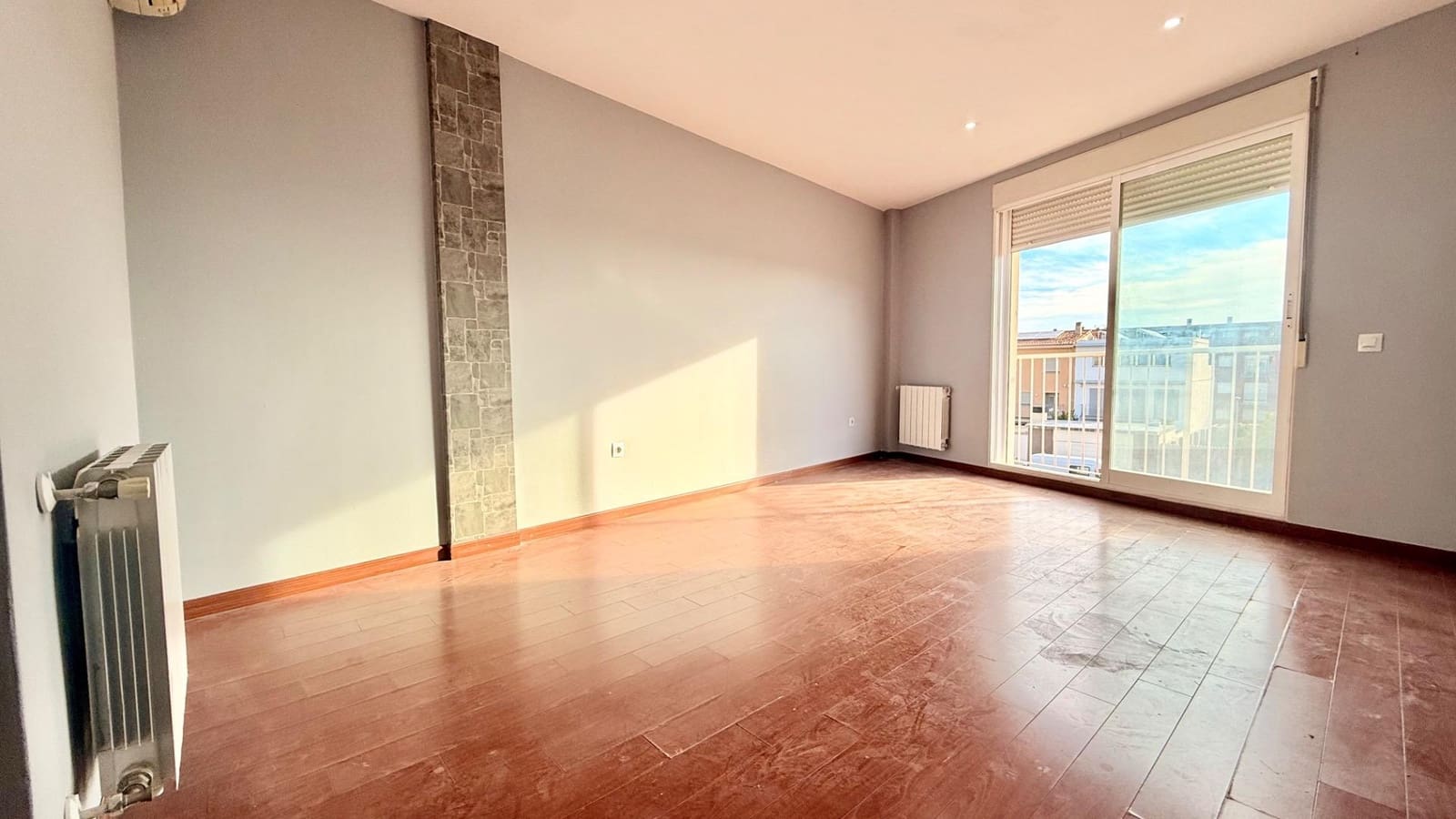 3 sovrum Lägenhet till salu i Museros - 225 000 € (Ref: 9446679)