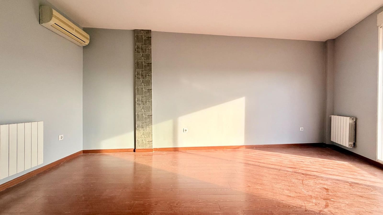 3 sovrum Lägenhet till salu i Museros - 225 000 € (Ref: 9446679)