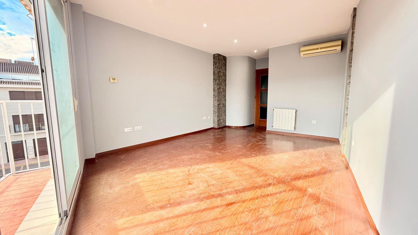 3 sovrum Lägenhet till salu i Museros - 225 000 € (Ref: 9446679)