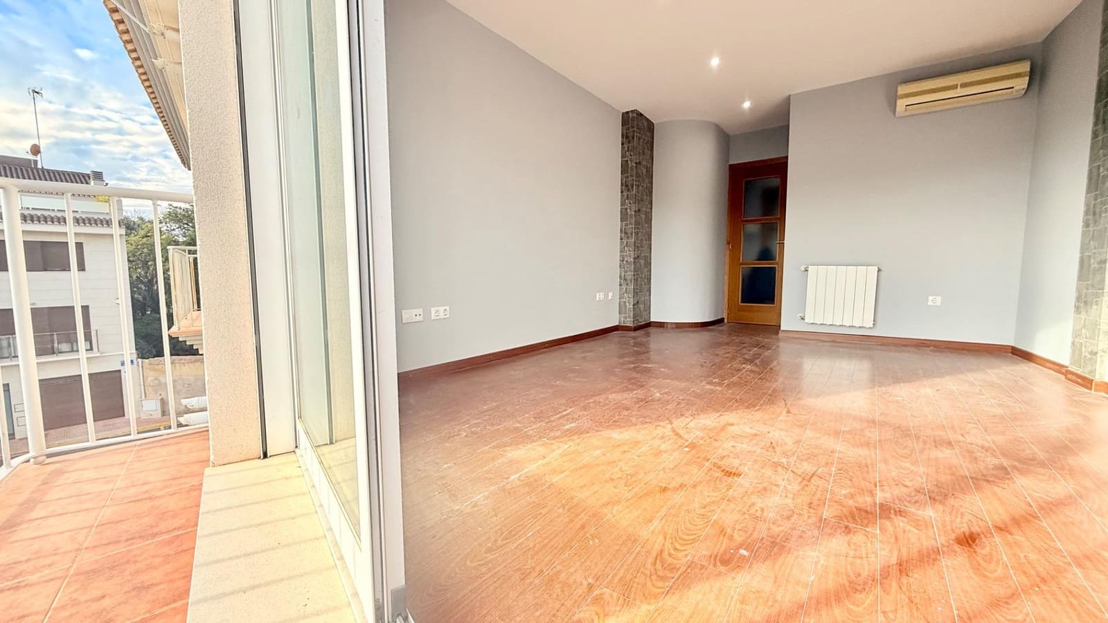 3 sovrum Lägenhet till salu i Museros - 225 000 € (Ref: 9446679)