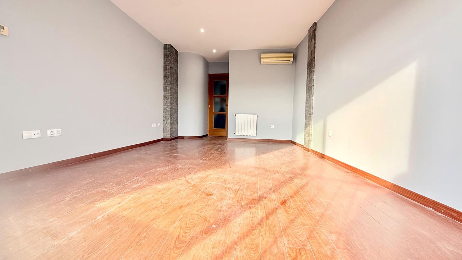 3 sovrum Lägenhet till salu i Museros - 225 000 € (Ref: 9446679)