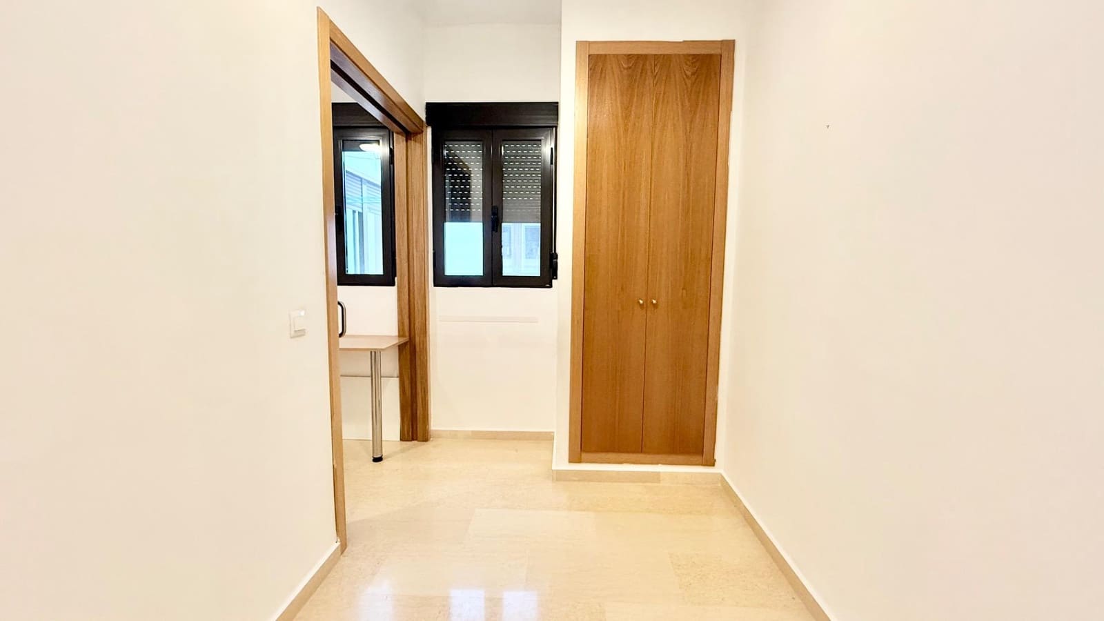 2 bedroom Flat for rent in Museros with garage - € 900 (Ref: 9449402)